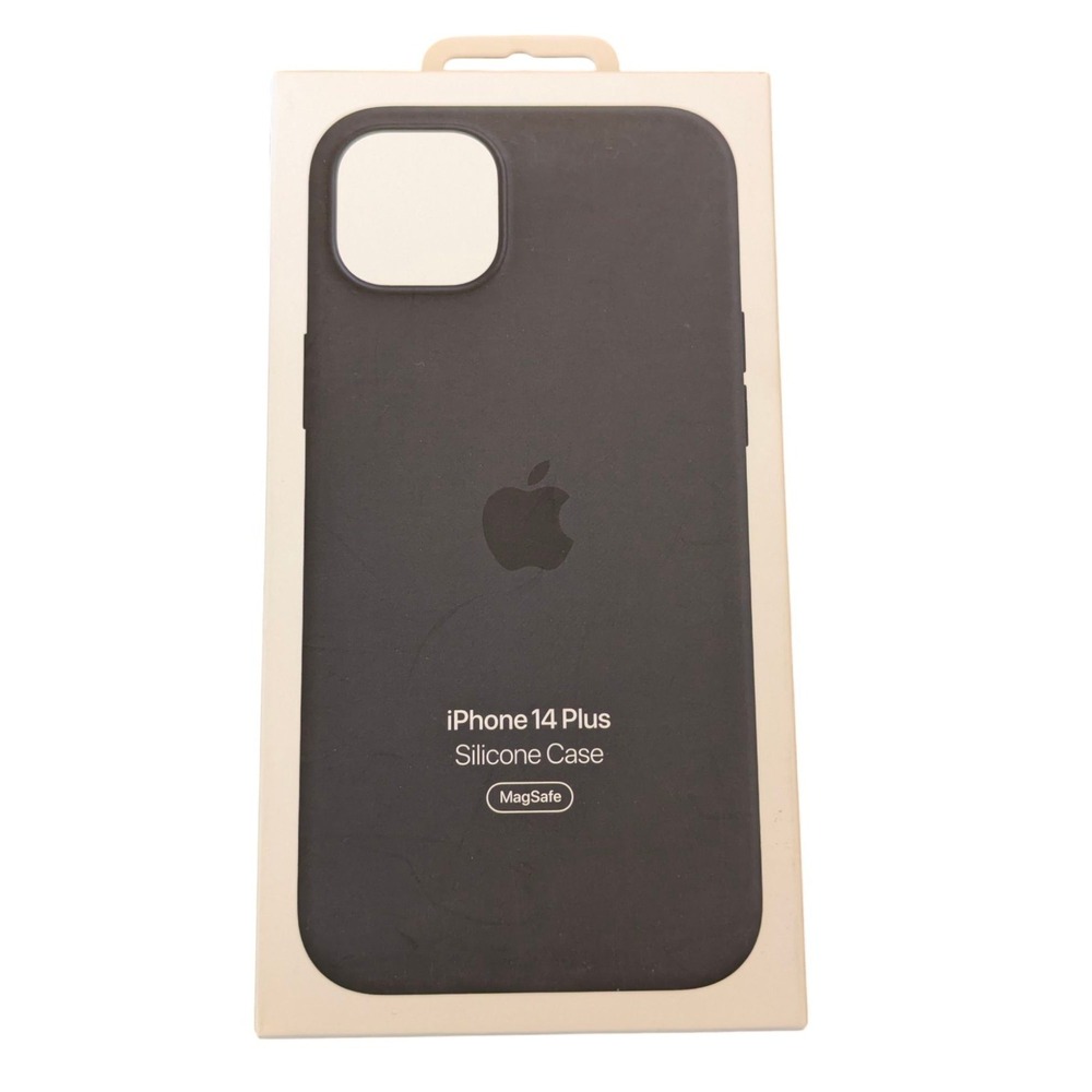C6. Apple Silicone Case with MagSafe for iPhone 14‎ Plus - Midnight